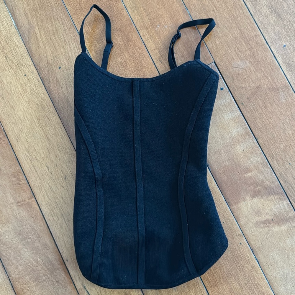 Bavatin 2xs chic summer crop top spaghetti strap in very good condition